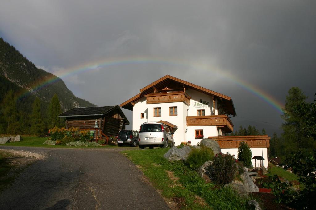 Adlerhof Apartment Лойташ Стая снимка
